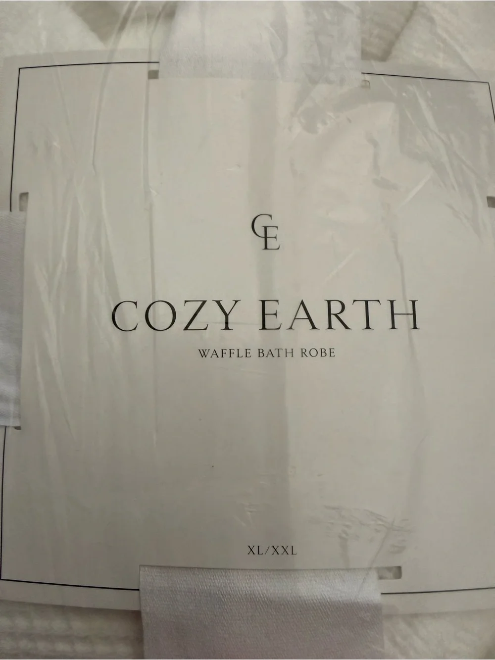 Cozy Earth New White Waffle Bath Robe $138 Retail Gift Indulgent Spa Day
